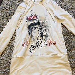 Extra long fitted hoodie